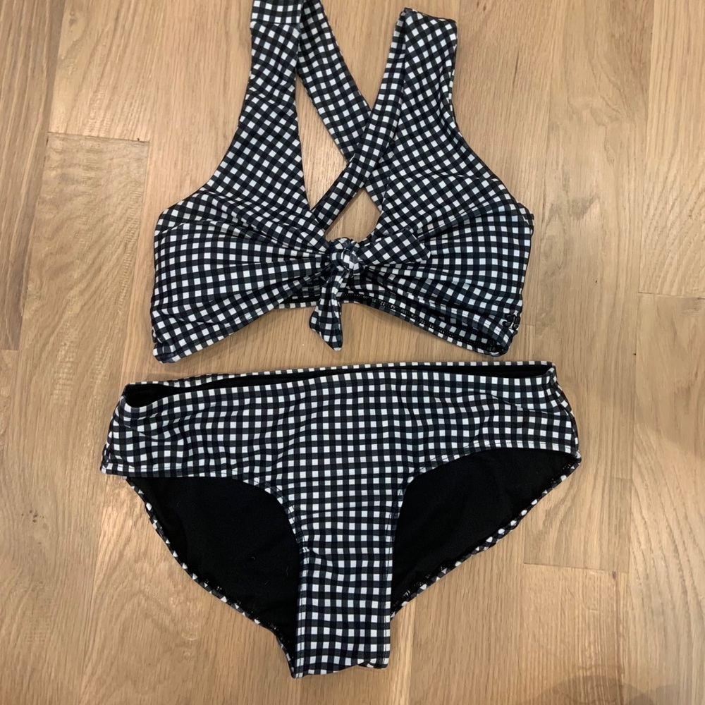 albion fit bikini set